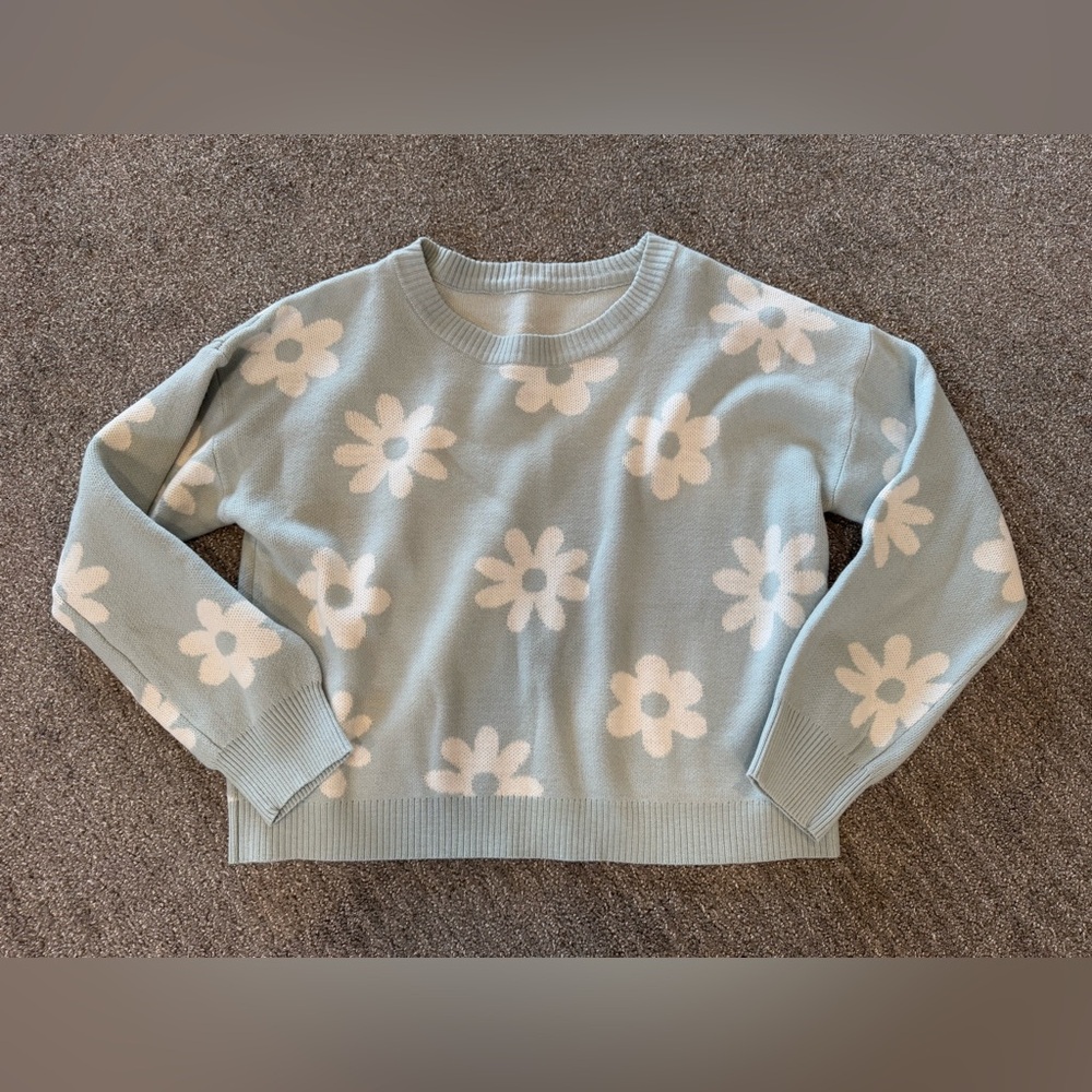 Green flower sweater, size Large